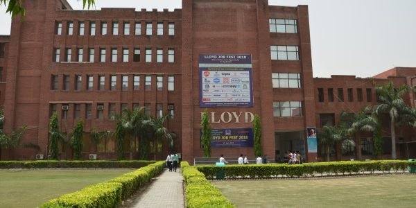 Llyod school of pharmacy