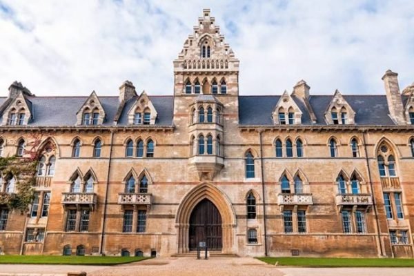 UNIVERSITY OF UK